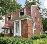 Charming 3 bed/2 bath whole house with 1.0 GB WiFi, TV in LR and each bedroom