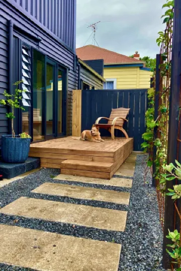 Impressive renovation a 10-minute walk from the heritage part of Thames