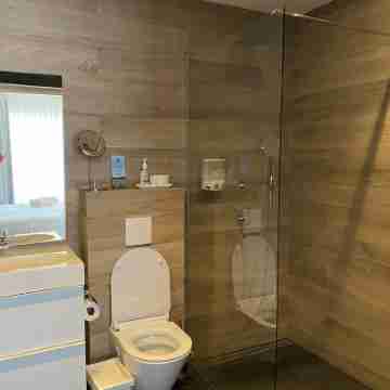 Palapa Suite # 6, walk to Eagle Beach Rooms