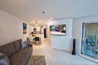 Upscale Modern Apartment in the Heart of Whistler
