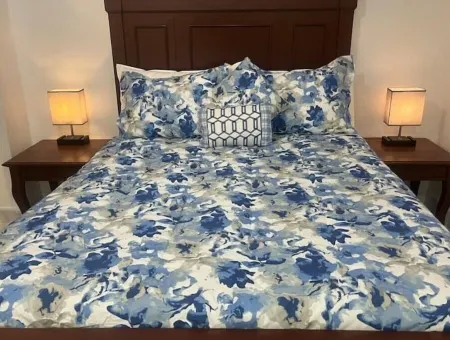 SUNNY, Mid island gem, 5 mins from the beach Отели рядом с достопримечательностью «Salt River Bay»