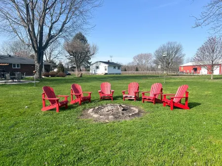 Situated Between 2 Wineries In The Heart of Wine Country. Minutes From The Beach