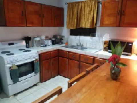 Your Perfect Getaway:  Just 5 Min from the Beach