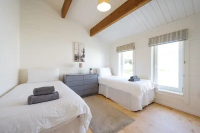 Duckpool Lodge - Stunning Views, Close to Sandy Beaches Hotels in 