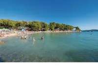 Large Rental House. Adriatic Seaside Hotels in Turanj