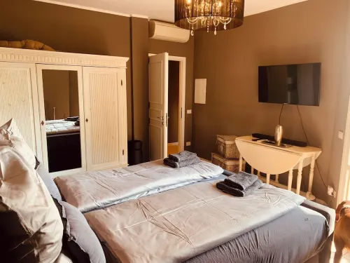 Fantastically beautiful ambience on 93sqm in Peschiera, 5 min=lake 7min=center, balcony