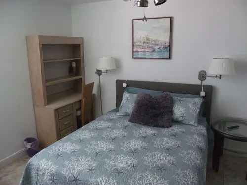 Idyllic Tropical Paradise Overlooking the Fabulous Florida Bay.