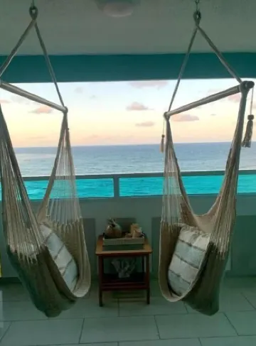 Amazing Ocean views beachfront apartment!