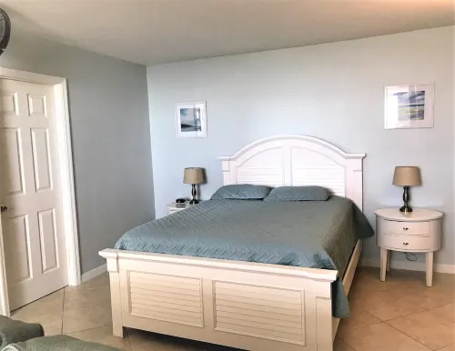 Gulf view Beach & Tennis, 4 min walk to Beach, Free WiFi, Beach Gear