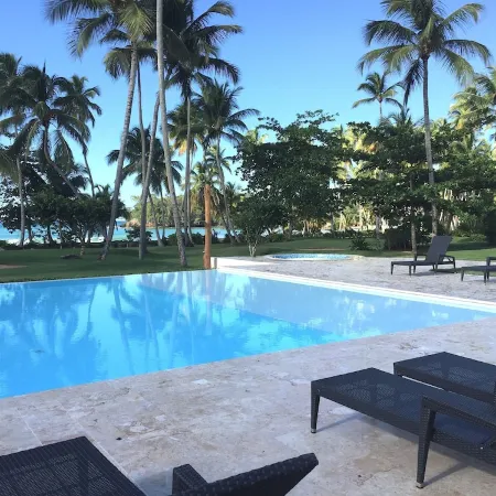 Luxury Chic Playa Bonita Beachfront.