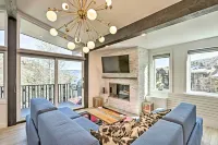 Snowmass Condo Great Proximity to Chair Lift - spa