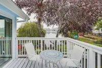 Spanaway Lakefront House: Dock, Fire Pit