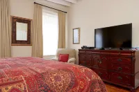 Cheltenham Suites Hotels in Erin