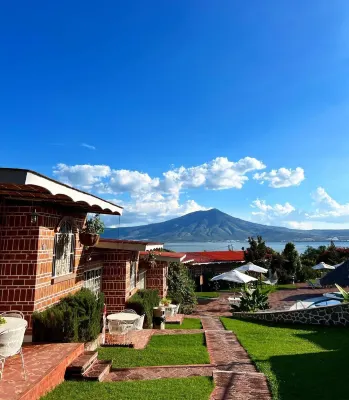 Mama Chuy Hotel & Villas Hotels in San Juan Cosalá