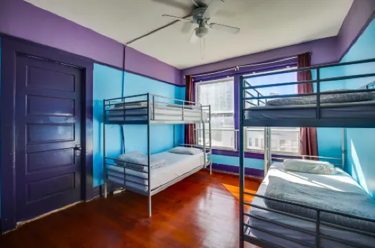 Lucky d's Youth and Traveler's Hostel