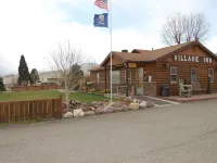The Village Inn Motel and Restaurant Hotels in Custer County
