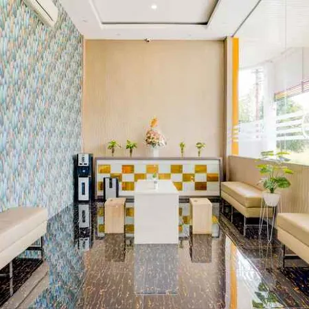 LG Hotel Jember by Callirooms