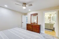 3 Mi to Old Mill District: Family Retreat w/ Yard - Alojamientos
