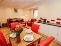 Cow Byre Hotels in Duns Tew