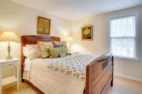 Mashpee River Adventures! Serene Family Retreat - Wifi