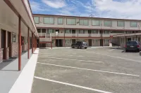Flagstone Motel - Motels