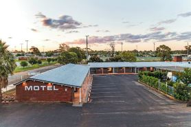Parkview Motor Inn
