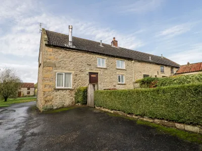 Gateside Hotels near North Yorkshire Moors Railway - (Goathland,Station)