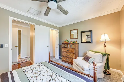 Lakefront Cabin Retreat w/ Dock in Robbinsville! - 3-Star