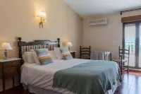 Hospedium Hotel Val de Pinares فنادق في 