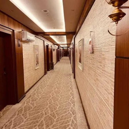 Hyatt Town Hotel Umluj 1