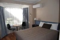 Airlie House Motor Inn - Wifi