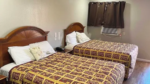 Ladybird Inn in Blanco County