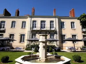 Hôtel Restaurants & Spa Perier du Bignon
