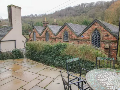 Moonriver Ironbridge Hotels near The Iron Bridge