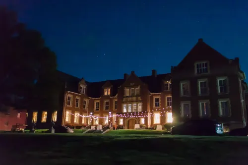 The Inn at Belvoir Winery Hotels in Liberty