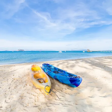 BJ Beachfront Hotel