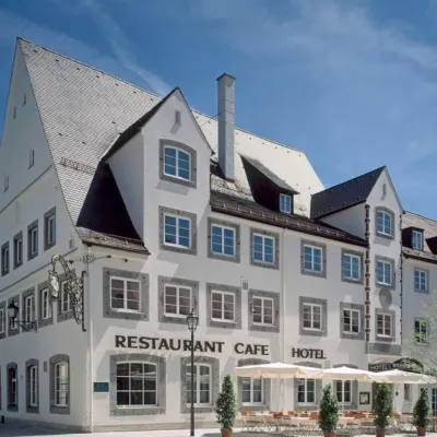 Hotel Weisses Ross Hotels near Memmingen Train Station