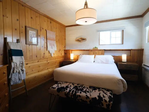 Lake Front Cabins