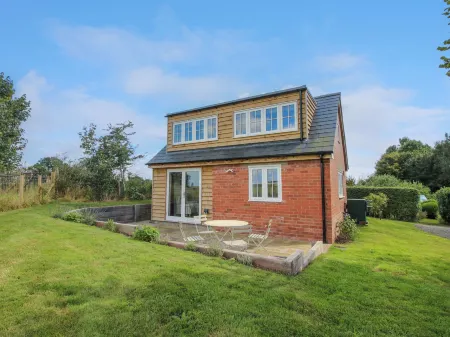 Rose Cottage Отели в г. Ллантилио Кроссенни