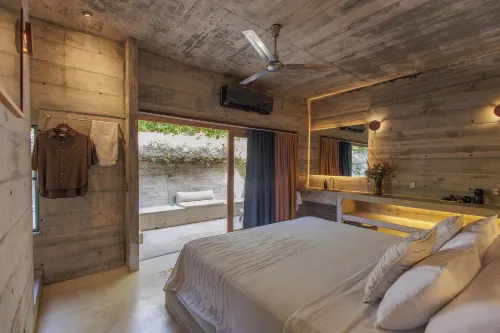 카사 TO - 어덜츠 온리