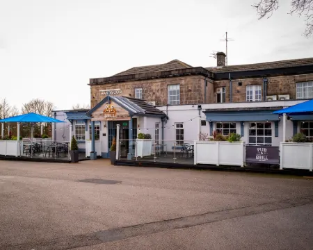 Hartwood Hall by Greene King Inns Hotels in Chorley