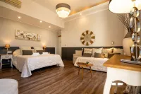 Hotel Restaurant Bellevue Hotels in Collobrières