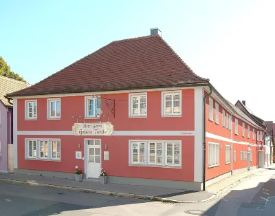 Hotel Garni Goldene Traube Hotels in der Nähe von Bad Windsheim