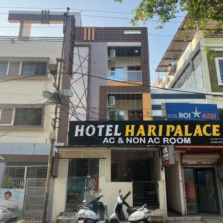 Hotel Hari Palace