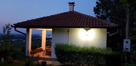 Holiday House in Smederevo With City, Garden, and River Views Отели в г. Смедерево