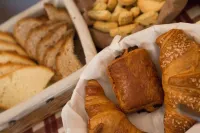 Résidence Château Royal - breakfast
