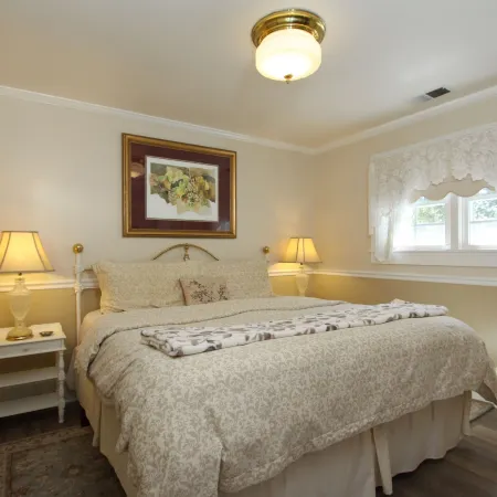Olallieberry Inn Bed and Breakfast