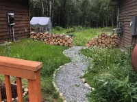 Quaint Rural Cabin Near Hatcher Pass Hotels in Fishhook