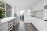 STUDIO ON HENDERSON,