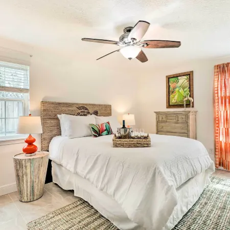 St Augustine Apt w/ Hot Tub Access ~ 1 Mi to Beach